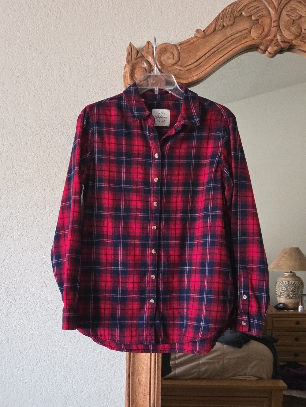 Jachs Girlfriend Red and Navy Plaid Button-Down Shirt With Pockets